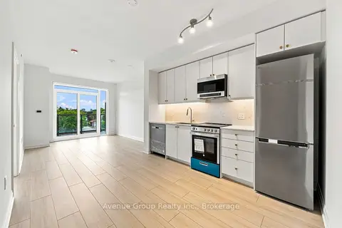 700 Sheppard Avenue W 414