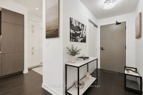 223 St Clair Avenue 209