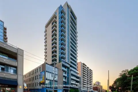 1486 Bathurst Street 303