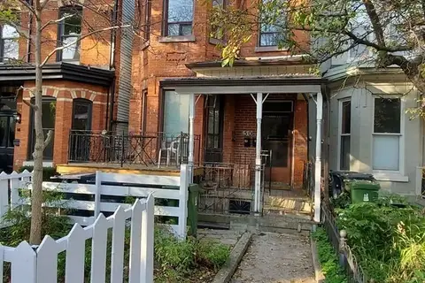 150 Robert Street MAIN LEVEL