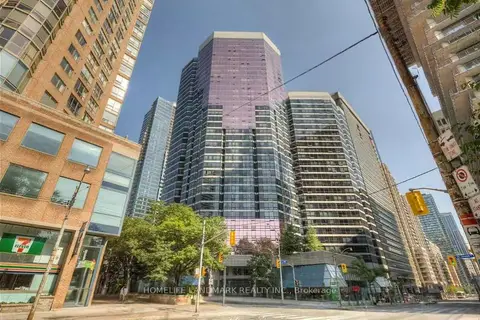 1001 Bay Street 511