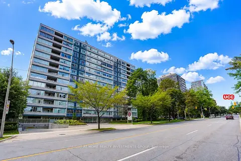 500 Avenue Road 102