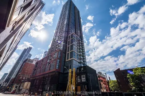 108 Peter Street 1007