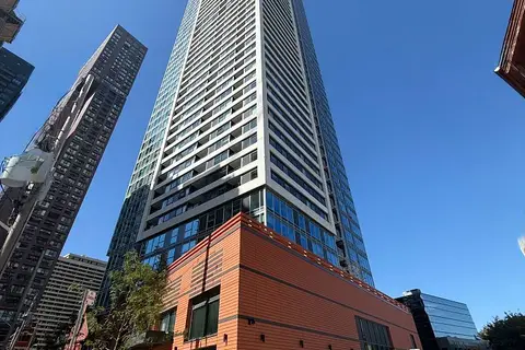 609 Sherbourne Street 2007