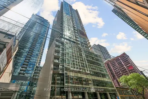 375 King Street W 1606