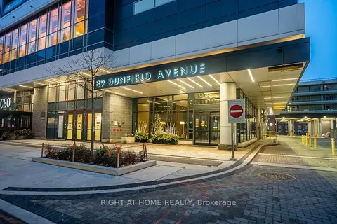 89 Dunfield Avenue 2306