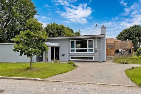 142 Combe Avenue Lower