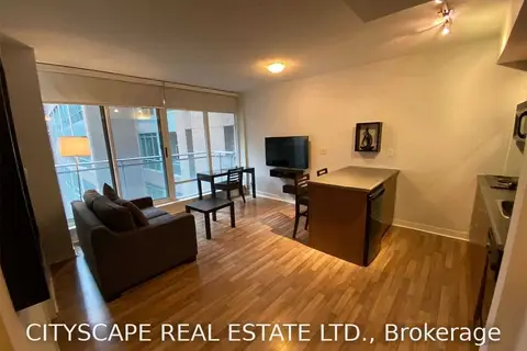 8 Colborne Street 1702