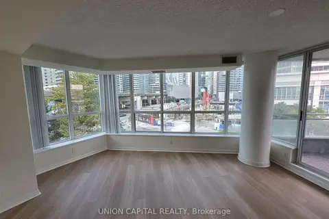 228 Queens Quay W 302