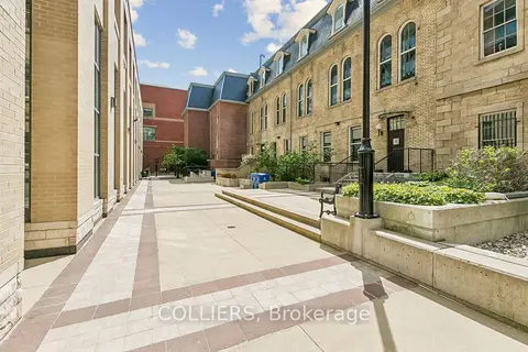 256 Adelaide Street E 101