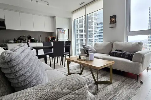 357 King Street W 2503