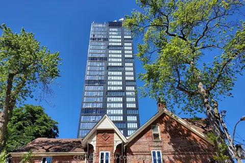 203 College Street 1105