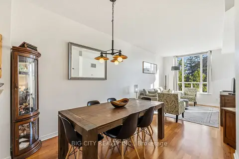 455 Rosewell Avenue 412