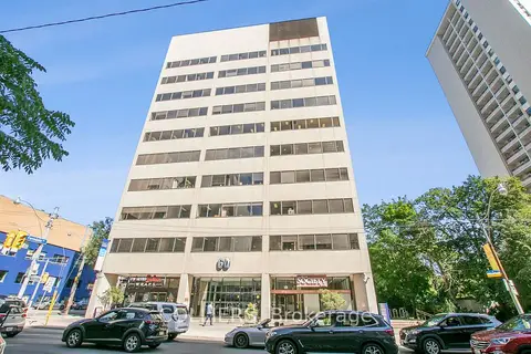 60 St. Clair Avenue E 806