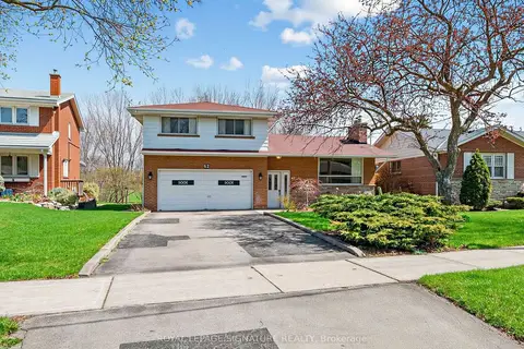 62 Dukinfield Crescent