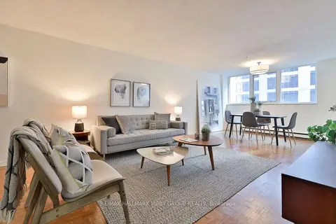 360 Bloor Street E 1007