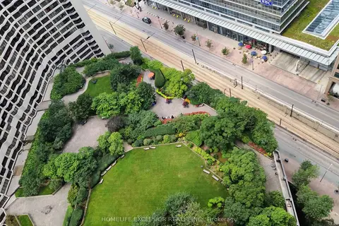 33 Harbour Square 3227