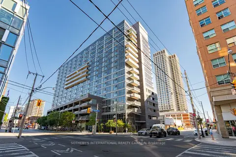 320 Richmond Street E 316