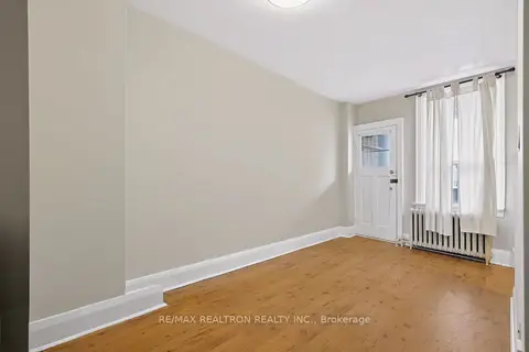 3232 Yonge Street 3