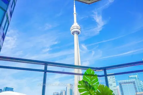 230 Queens Quay W 1726