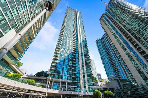 18 Harbour Street 2304