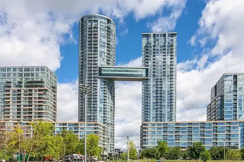 10 Capreol Court 719