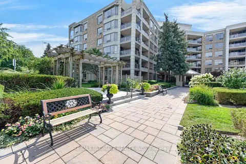 215 The Donway W 218