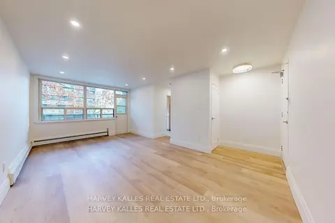 1 Marquette Avenue 13