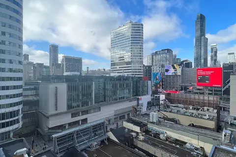 220 Victoria Street 1308