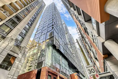 15 Mercer Street 819