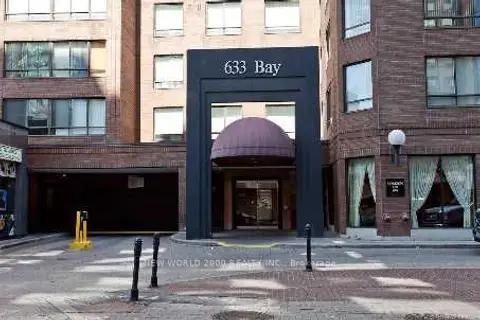 633 Bay Street Ph09