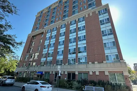 15 Maplewood Avenue 910