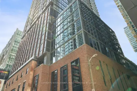 88 Blue Jays Way 3803