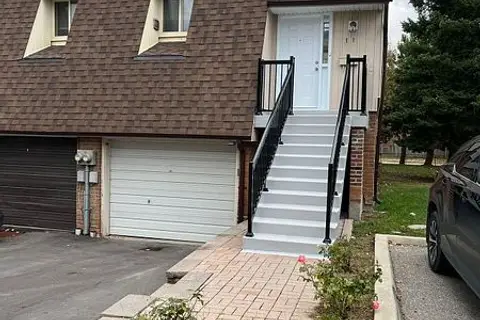 11 Yellow Birch Way