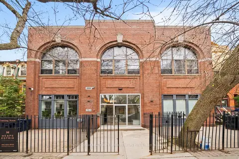 264 Seaton Street 205