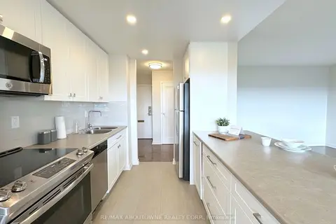 5 Brookbanks Drive 1007