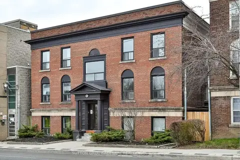 915 St Clair Avenue W 19