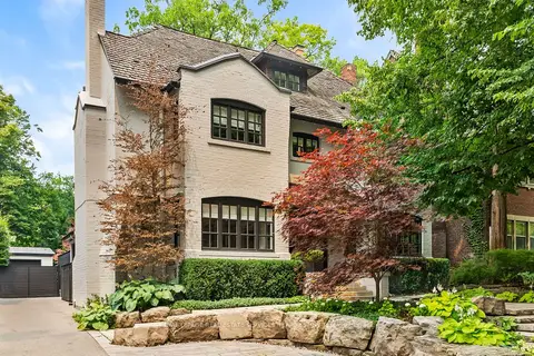 20 Whitney Avenue