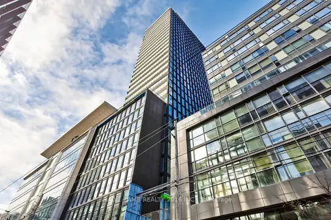 284 King Street E 808
