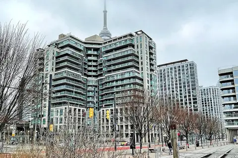 410 Queens Quay W Lph6