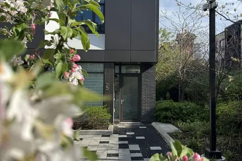 51 Paul Lane Gardens TH05
