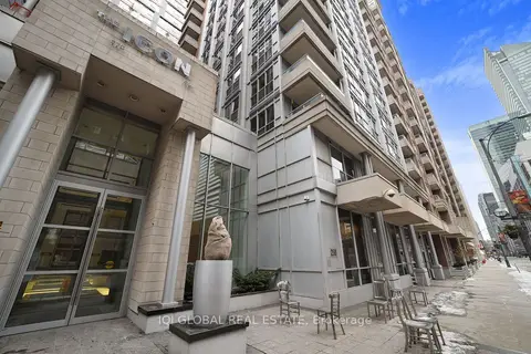 250 Wellington Street W 1133