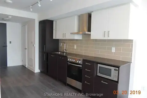 125 Redpath Avenue 708
