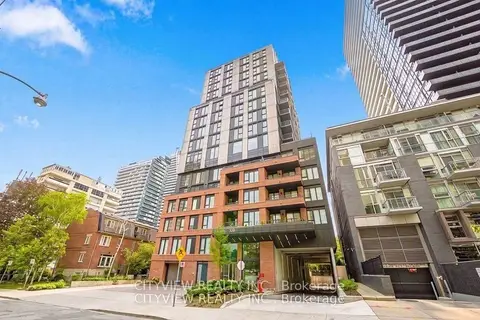 109 Erskine Avenue 1105