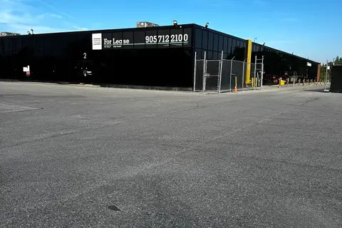 62 Railside Road 2