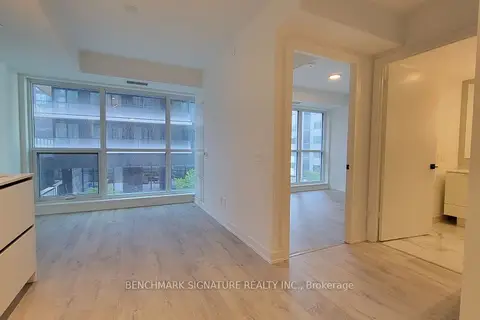327 King Street 804