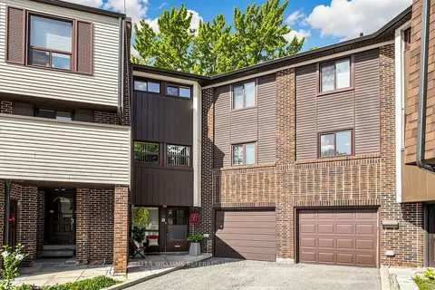 10 TURRET HILLWAY Way