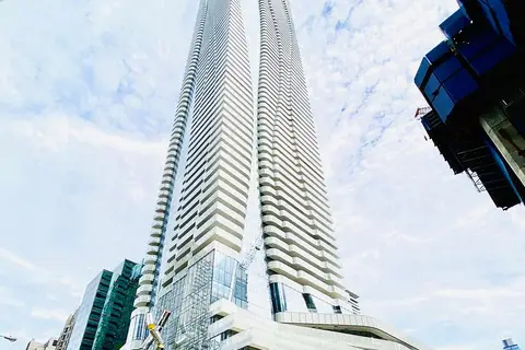 1 Bloor Street E 5004