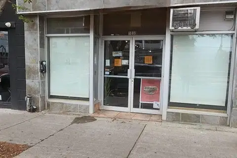 1030 St Clair Avenue W Main Flr
