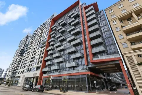 560 Front Street W 722